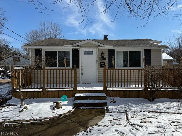 34114 Lake Shore Blvd, Lakeline, OH 44095