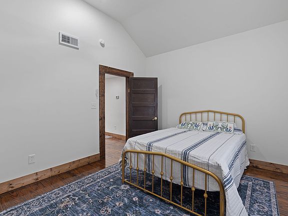 33rd image of 852 County Road 422