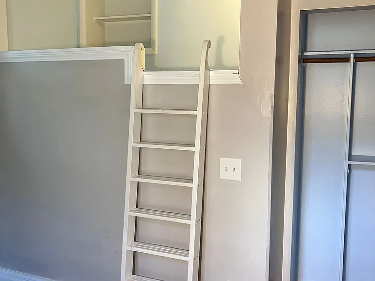 821 W Liberty St #1 — Photo 12