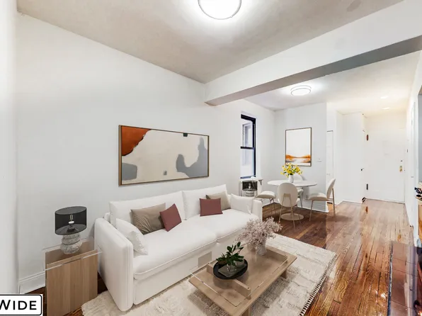 315 East 56th Street image 1 of 4