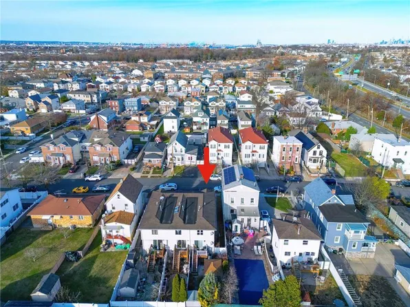 74 Sumner Avenue image 24 of 28