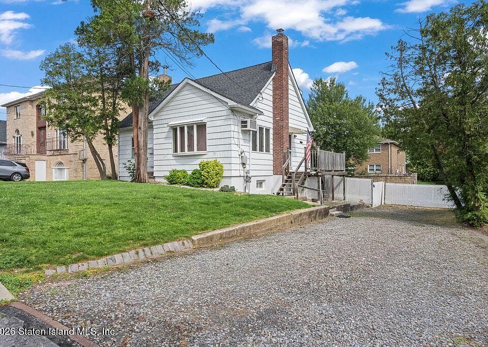 1st image of 223 Darlington Ave
