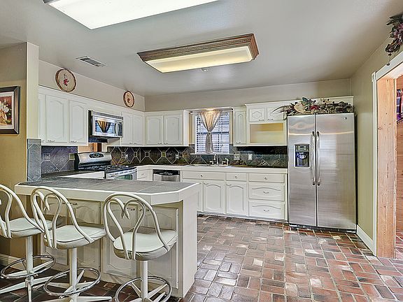 3rd image of 10811 Norway Pine Dr