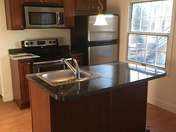 2nd image of 7410 Baltimore Annapolis Blvd
