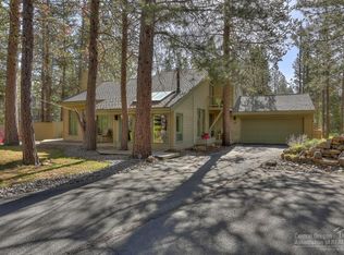 12 Goldfinch Ln, Sunriver, OR 97707