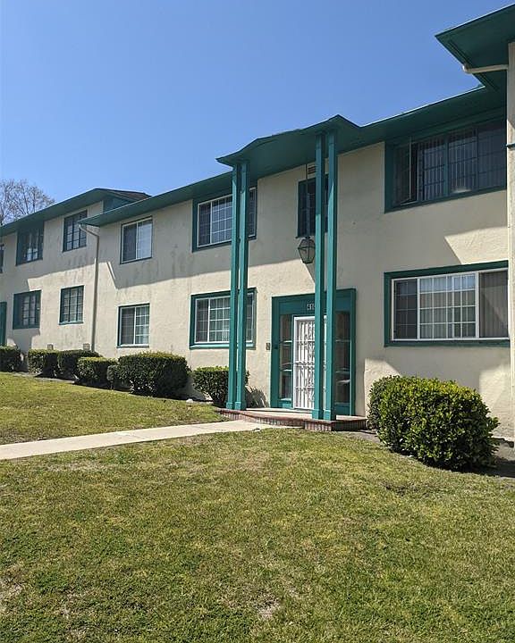 1st image of 4008 Santa Rosalia Dr