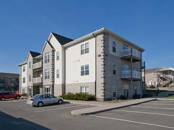 4503 Twain Cir Unit 205, Ames, IA 50014