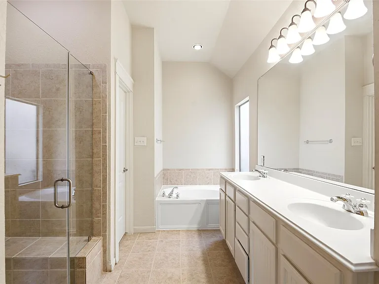 13614 Indigo Spires Dr — Photo 14