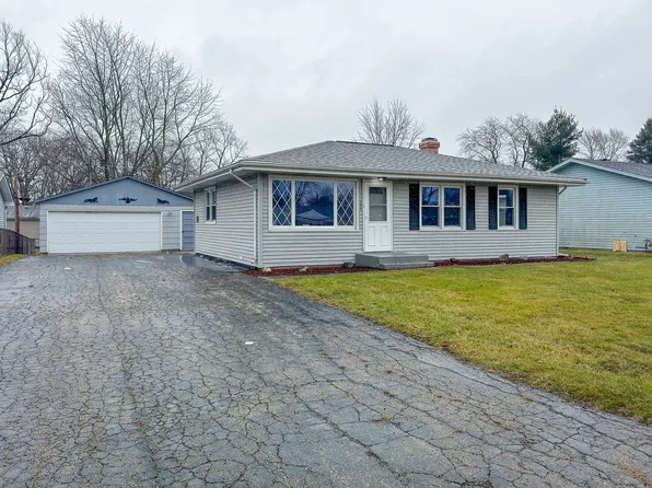 1906 Kevin Dr, Montgomery, IL 60538