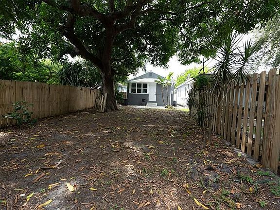 5th image of 518 N C St