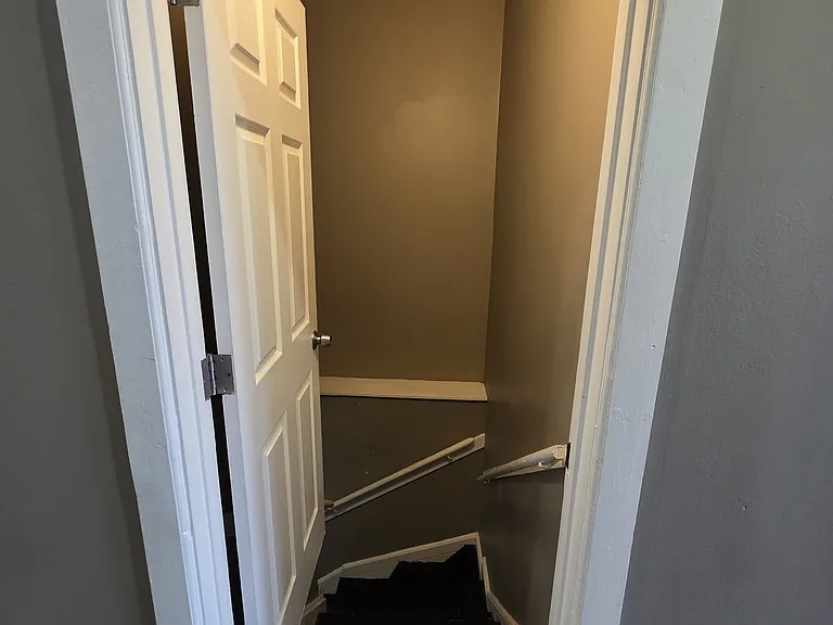 3843 W 14th St #1 — Photo 9