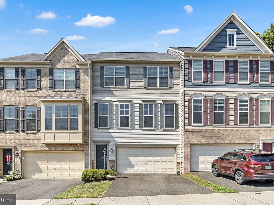 1st image of 154 Cambridge Way
