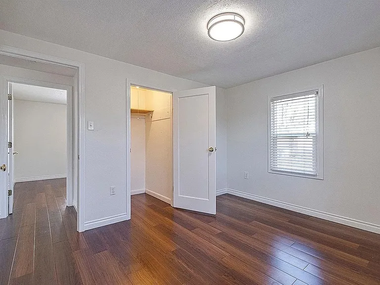 757 S 8th Ave — Photo 11