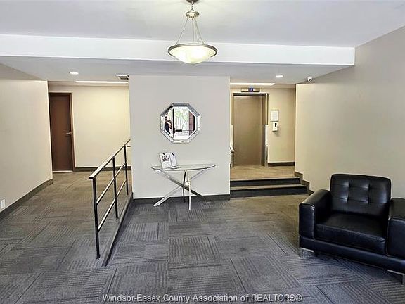 4th image of 3905 Riverside Dr E #401