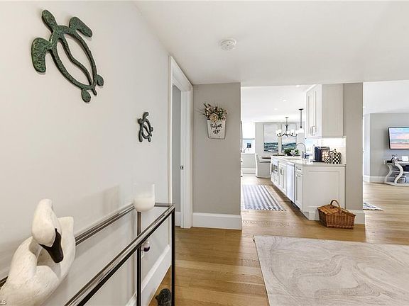 5th image of 10420 Gulf Shore DR #161
