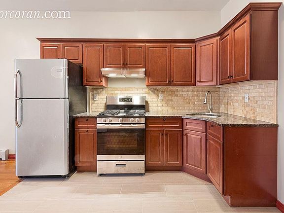 4th image of 786 Macon St #3