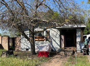 805 S Court St, Visalia, CA