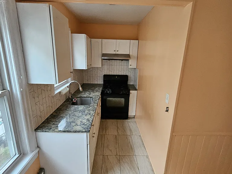 40 Atlantic Ave #2 — Photo 2