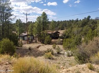 2006 Shadow Pines Dr, Overgaard, AZ 85933