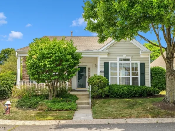 468 Skylark Dr, Monroe Twp., NJ 08831
