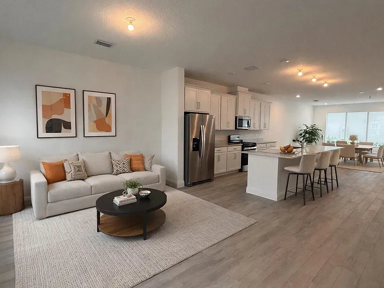 866 SW Bushel Trl — Photo 3