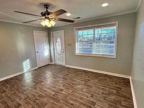 3rd image of 287 Stinson Rd