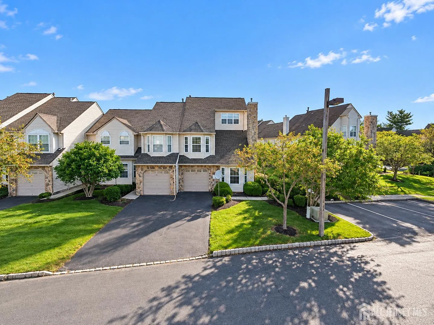296 Pegasus Rd — Photo 4