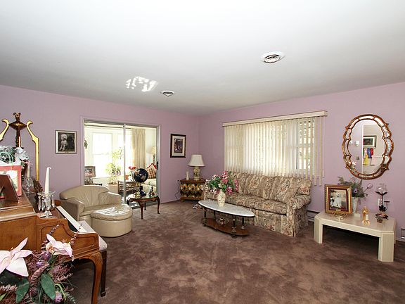 4th image of 109 Conestoga Drive #A