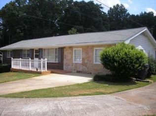 846 Casco Dr, Lilburn, GA 30047