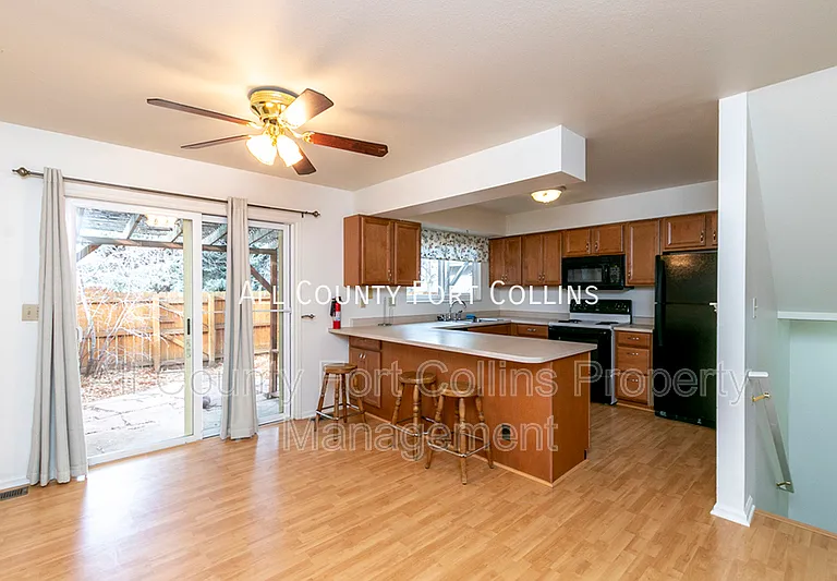 3125 Swallow Bnd — Photo 6