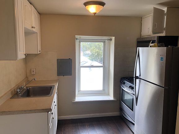 2nd image of 130 E Fisher Ave #3