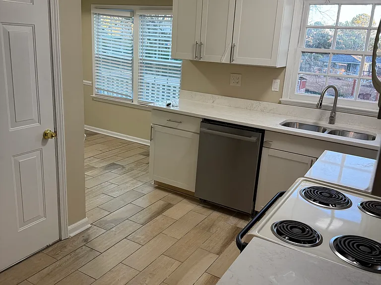 4624 Burns Rd — Photo 9