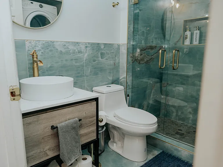 2000 Prospector Ave #414 — Photo 2