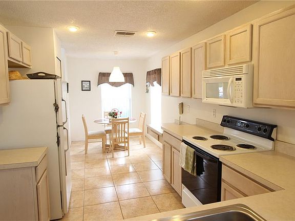 4th image of 2076 Hemingway Ave