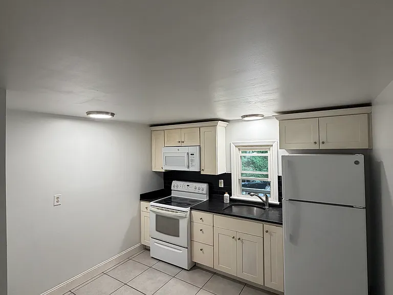 4 Stockton Sergeantsville Rd #2 — Photo 8