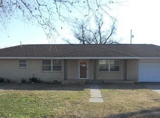 312 E Cole Ave, Fletcher, OK 73541