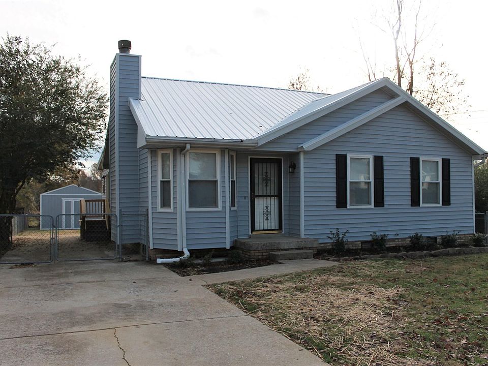 1st image of 372 Donna Dr