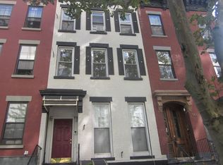 959 Kent Ave #3M, Brooklyn, NY 11205