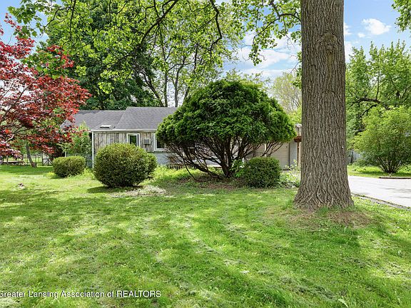 3rd image of 2169 Haslett Rd
