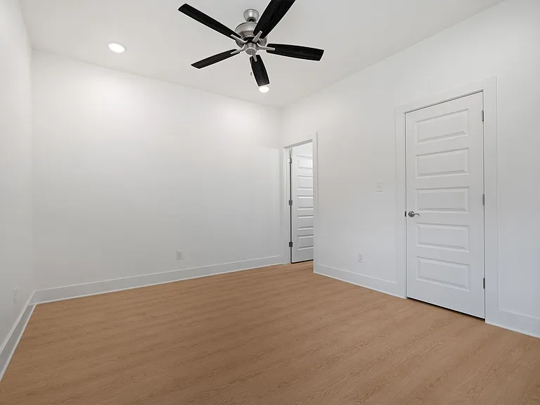 2713 SW Shackelton Ave #1 — Photo 43