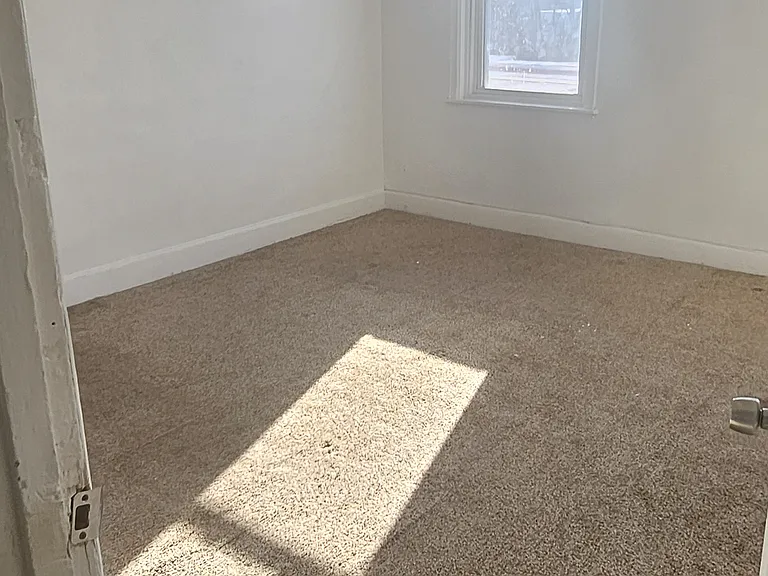 9 Hickman Rd #9 — Photo 18