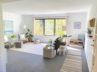 343 4th Ave #D, Kirkland, WA 98033
