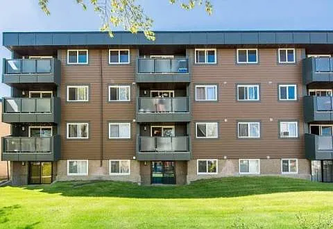 Winston Manor Apartments — Photo 2