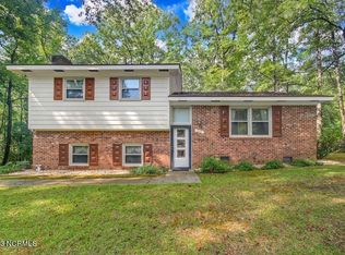 202 Elm Dr, Smithfield, NC 27577
