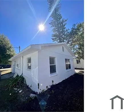 3842 Dr Martin Luther King Jr St S #B — Photo 8