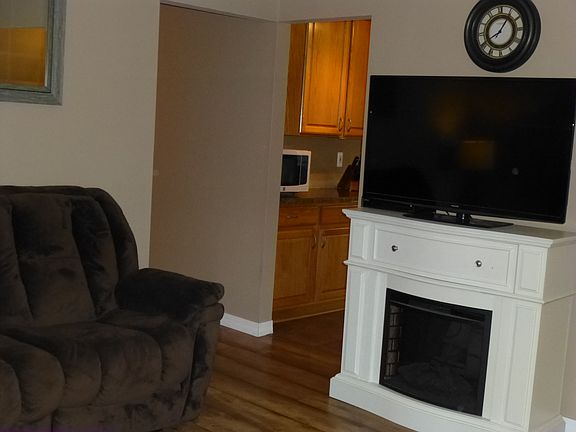 2nd image of 44605 Lowell Ave