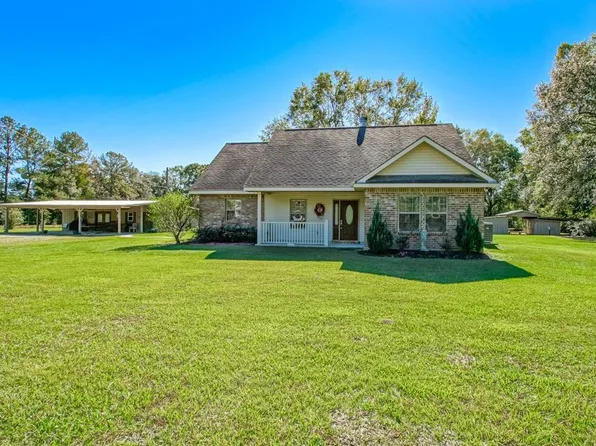 20112 Landmark Ln, Covington, LA 70435