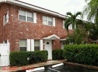 9686 NW 35th St, Pompano Beach, FL 33065