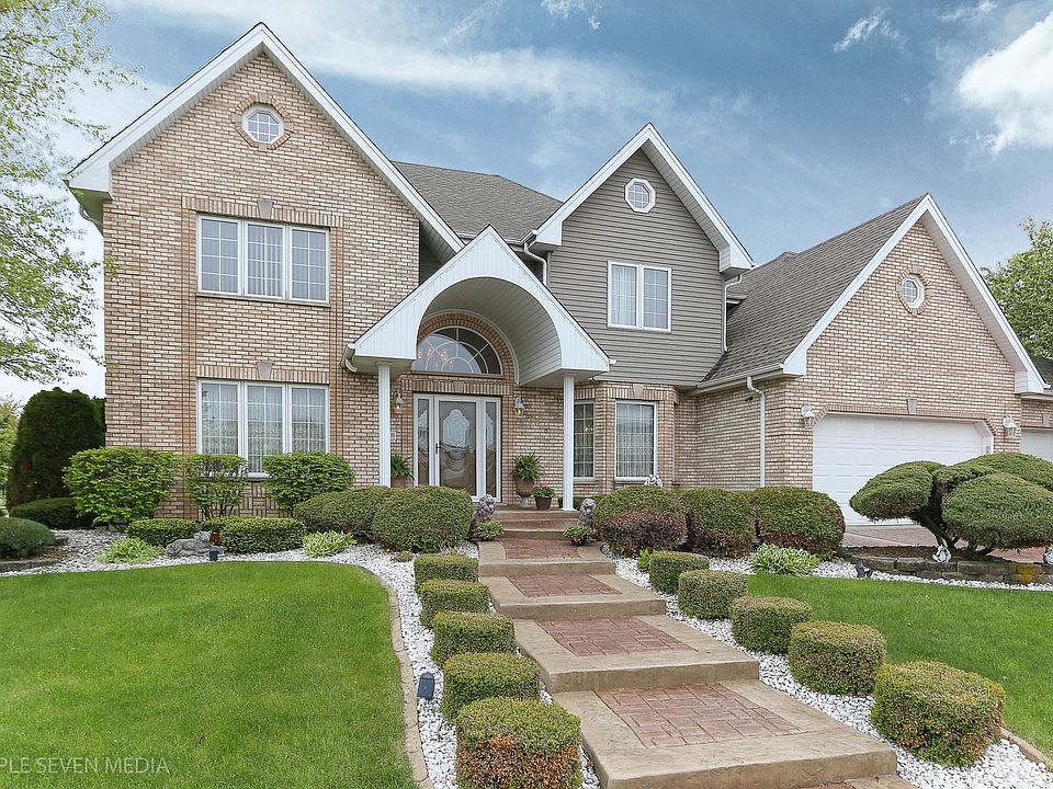 1st image of 10605 Maue Dr