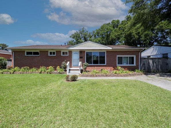 8033 Tarpon Pl, Norfolk, VA 23518